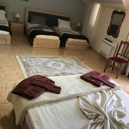 Maison Centre Shkoder Bagian luar foto