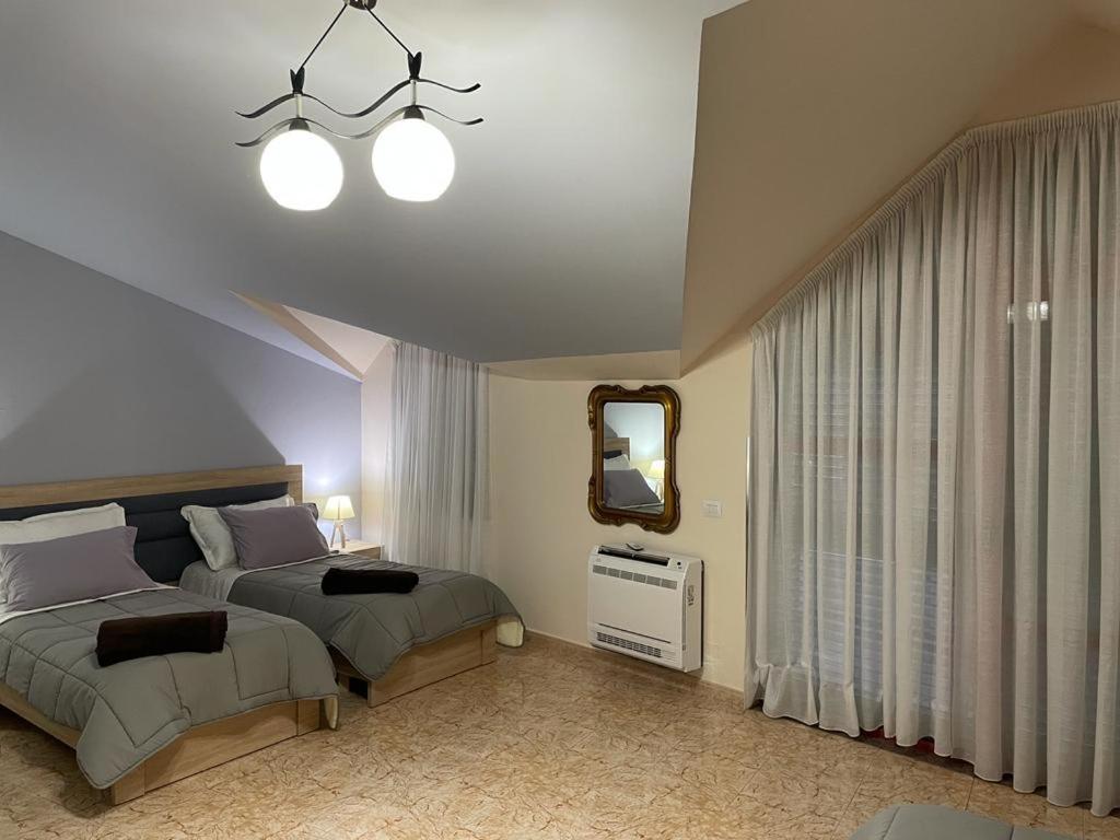 Maison Centre Shkoder Bagian luar foto