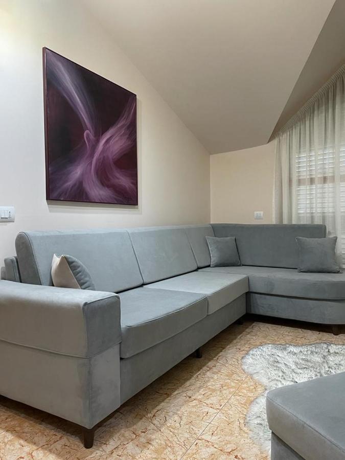 Maison Centre Shkoder Bagian luar foto