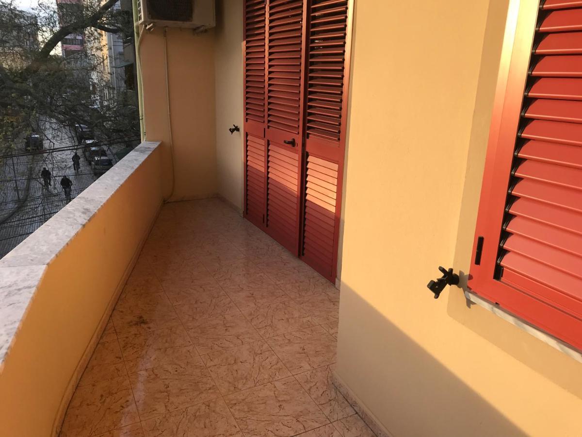 Maison Centre Shkoder Bagian luar foto