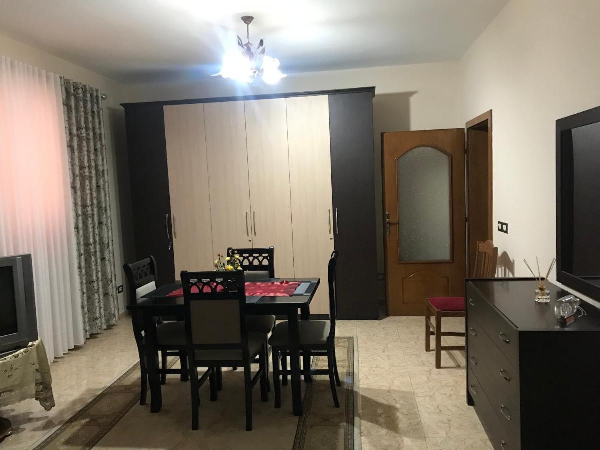 Maison Centre Shkoder Bagian luar foto
