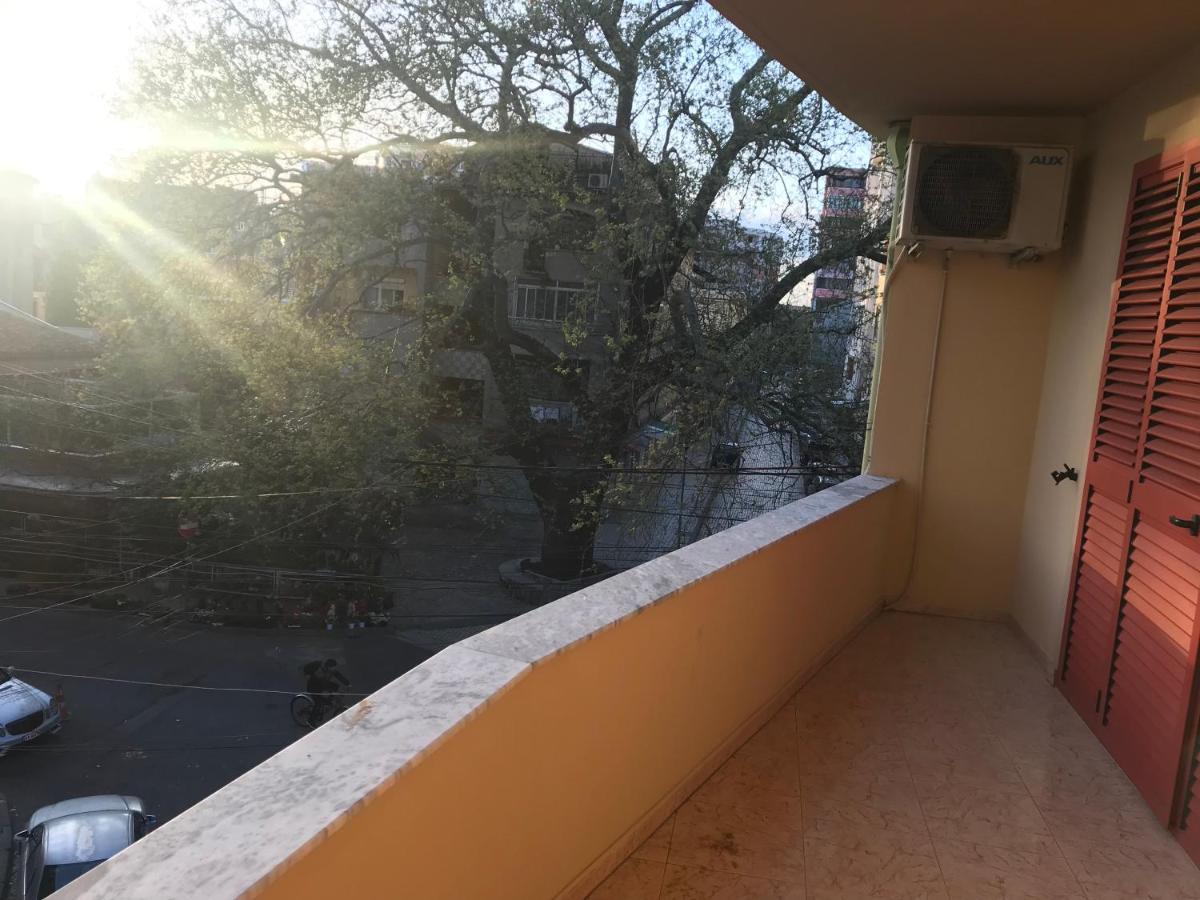 Maison Centre Shkoder Bagian luar foto